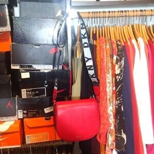 Dkny Winonna saddle bag nwt